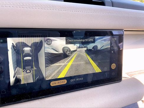 Used 2020 Land Rover Defender 110 SE image 26