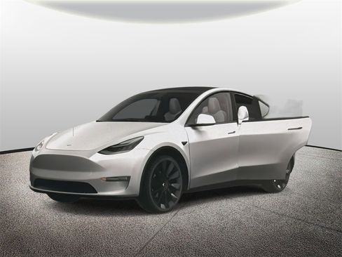 Used 2023 Tesla Model Y Long Range image 12