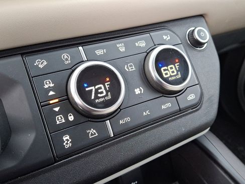 Used 2020 Land Rover Defender 110 HSE image 15