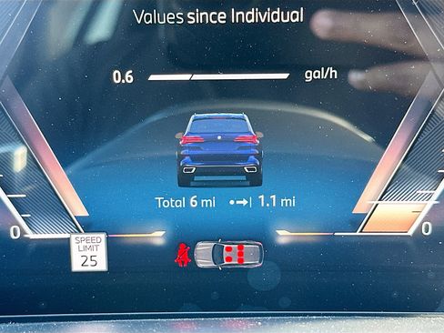 New 2026 BMW X5 sDrive40i w/ M Sport Package image 9