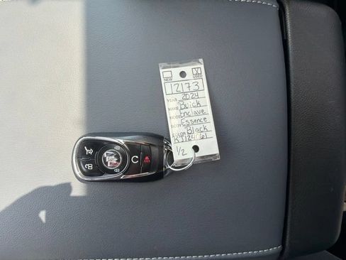 Used 2024 Buick Enclave Essence w/ Experience Buick Package AWD/4WD image 41