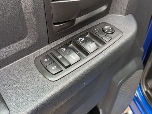 Used 2014 RAM 3500 Tradesman w/ Chrome Appearance Group AWD/4WD image 15