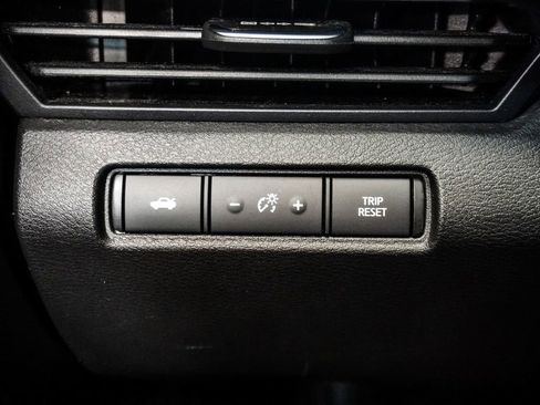 Used 2024 Nissan Altima 2.5 SR w/ SR Premium Package image 25