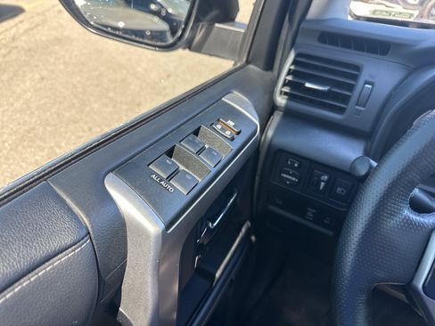 Used 2023 Toyota 4Runner Limited AWD/4WD image 27