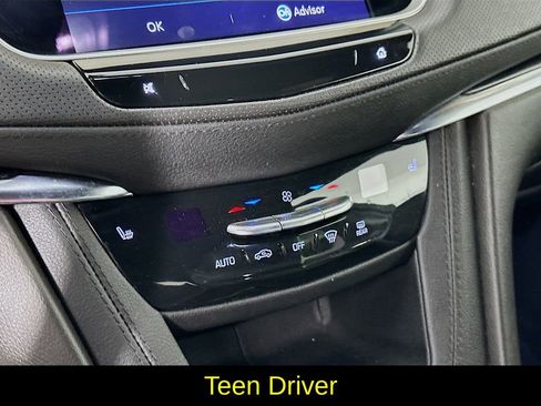 Used 2022 Cadillac XT5 Premium Luxury w/ Technology Package image 22