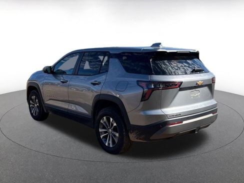 Used 2025 Chevrolet Equinox LT image 11