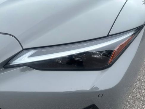Used 2022 Lexus IS 500 w/ Accessory Package RWD image 9