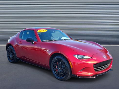 Used 2025 MAZDA MX-5 Miata RF Club RWD image 2