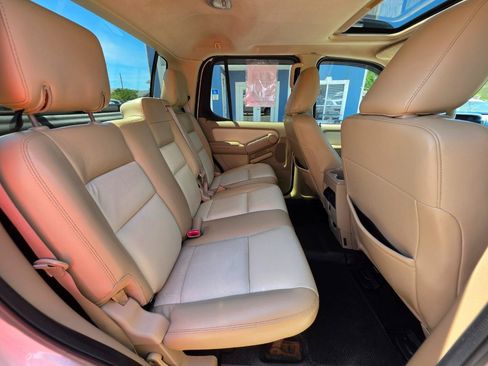 Used 2010 Ford Explorer Sport Trac Limited RWD image 19