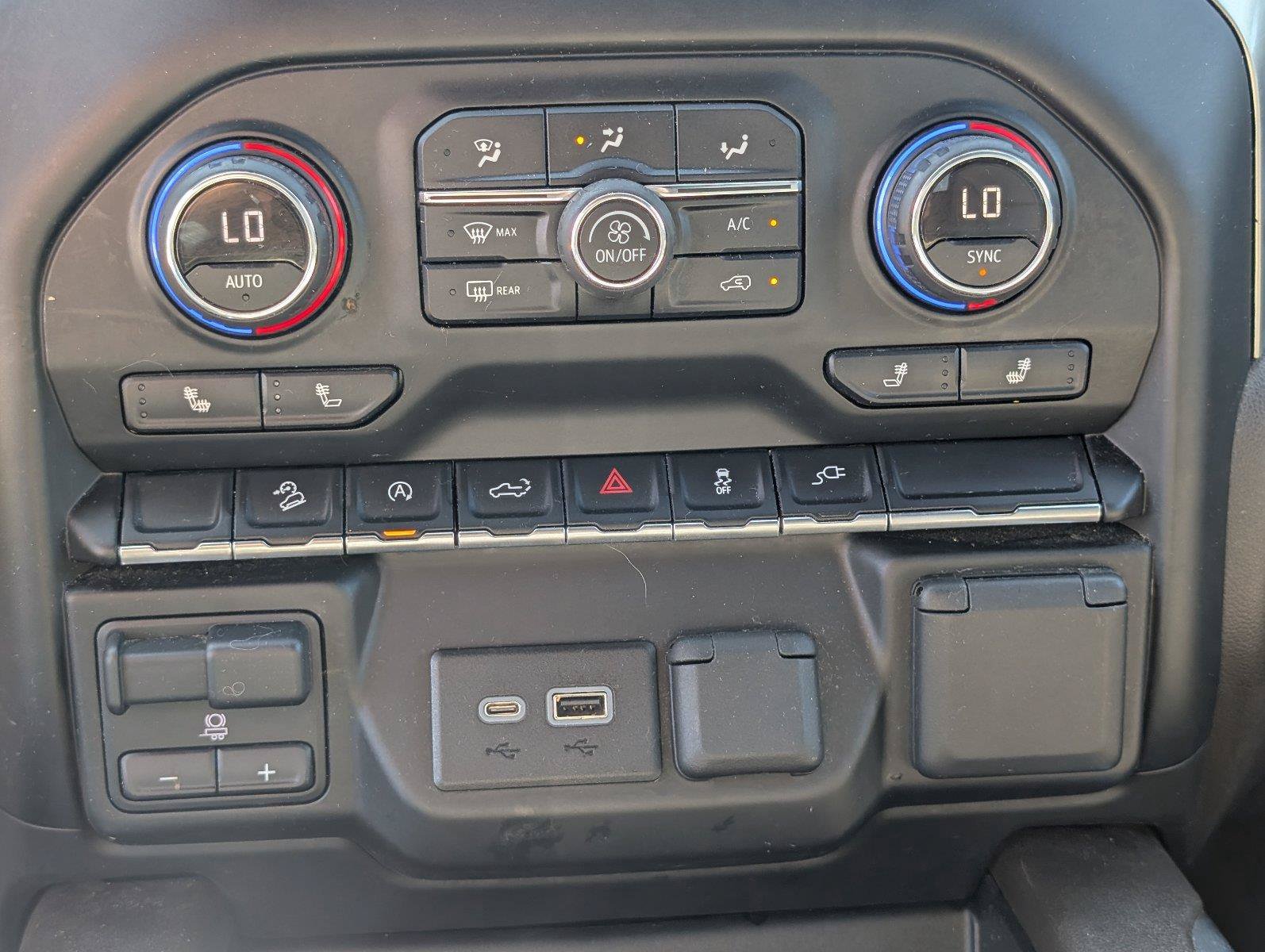 Used 2020 Chevrolet Silverado 1500 LT Trail Boss AWD/4WD image 24