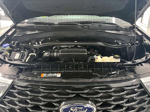 Used 2023 Ford Explorer ST-Line w/ Class IV Trailer Tow Package image 30