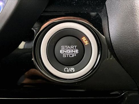 Used 2025 RAM 1500 Laramie image 34