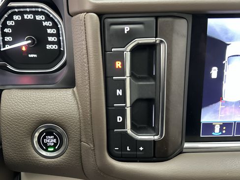 Used 2021 GMC Yukon Denali image 43