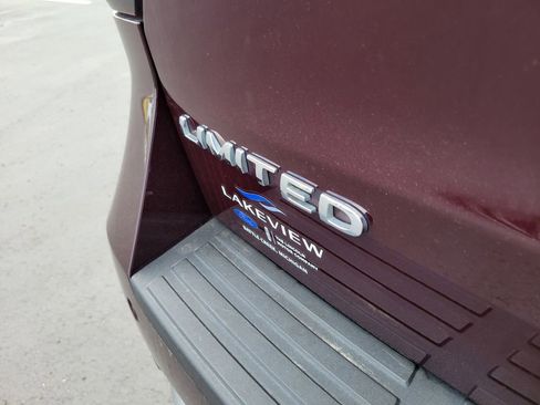 Certified 2023 Ford Expedition Limited image 28