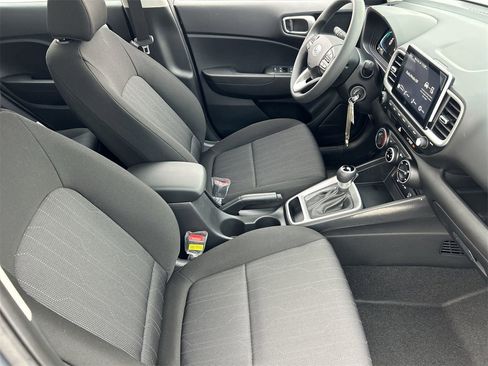 New 2026 Hyundai Venue SE image 11