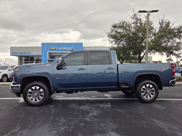 New 2026 Chevrolet Silverado 2500 LT w/ All Star Edition AWD/4WD image 3