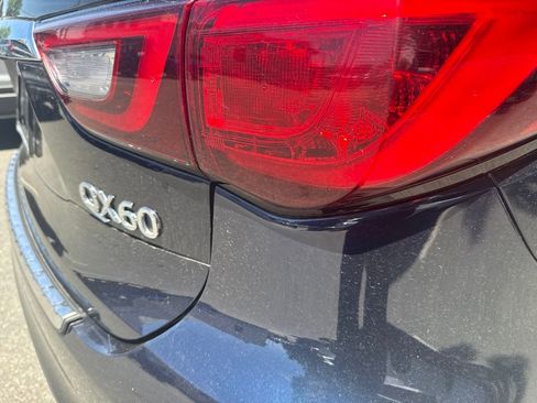 Used 2019 INFINITI QX60 Luxe w/ Essential Package AWD/4WD image 9