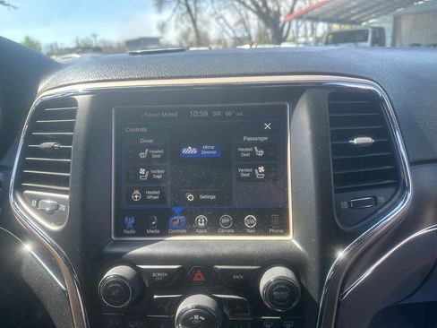 Used 2014 Jeep Grand Cherokee Limited AWD/4WD image 14