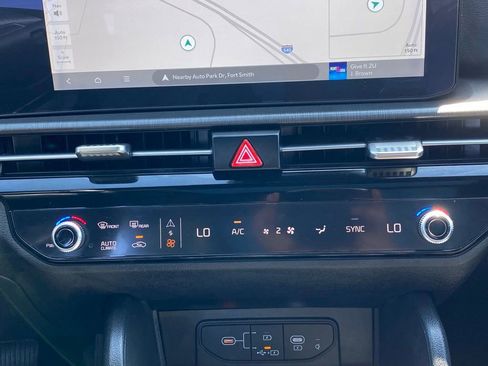 Certified 2026 Kia Sportage X-Line w/ X-Line Technology Package AWD/4WD image 19