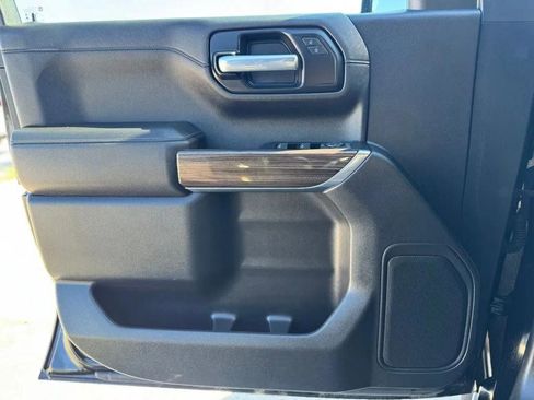 Used 2022 Chevrolet Silverado 1500 RST w/ Z71 Off-Road Package image 18