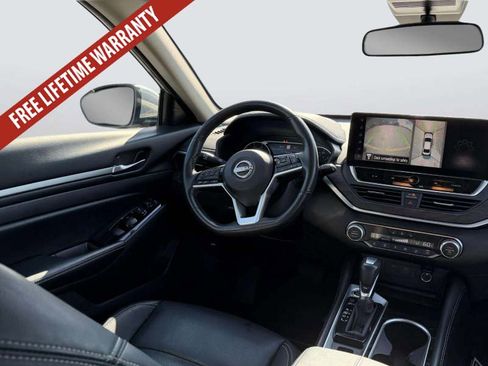 Used 2024 Nissan Altima 2.5 SL AWD/4WD image 18