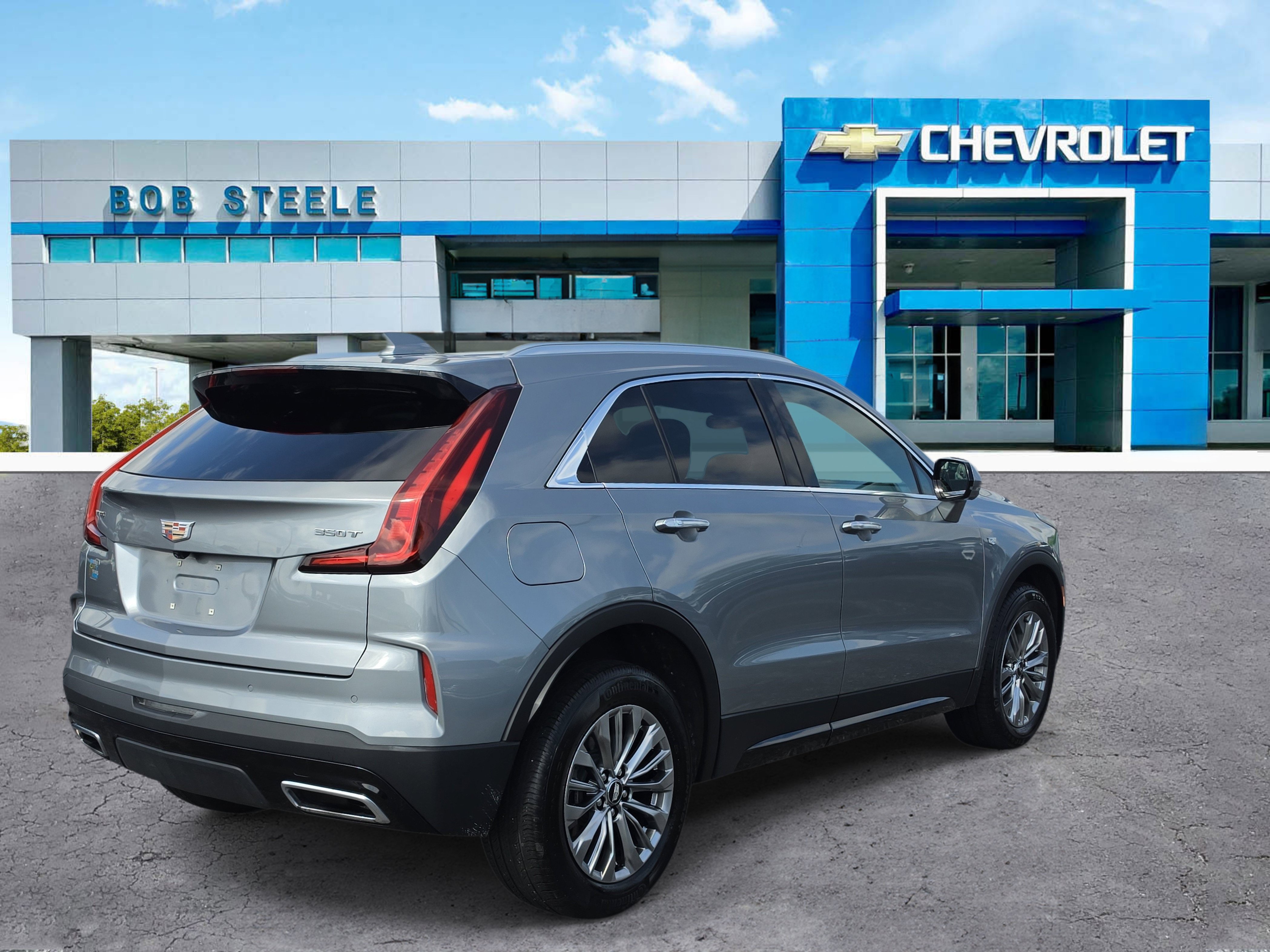 Certified 2025 Cadillac XT4 Premium Luxury FWD image 4