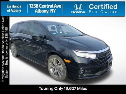 Certified 2024 Honda Odyssey Touring image 1