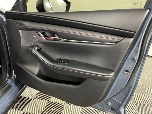 Used 2023 MAZDA MAZDA3 s image 16