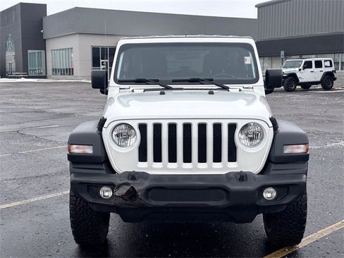Used 2018 Jeep Wrangler Unlimited Sport S image 8