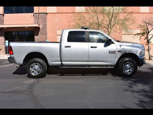 Used 2015 RAM 2500 SLT image 1