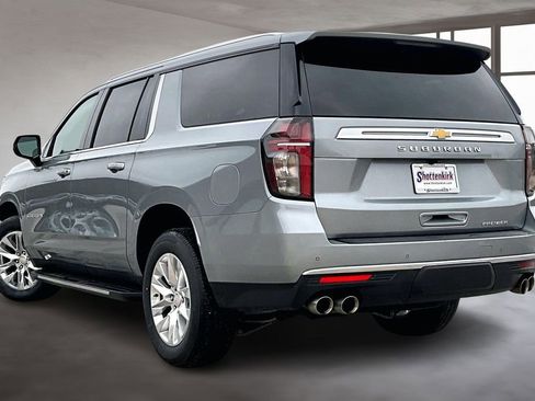 Used 2024 Chevrolet Suburban Premier image 4