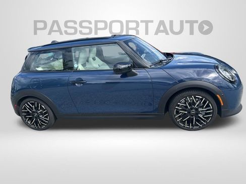 Used 2026 MINI Cooper S FWD image 5