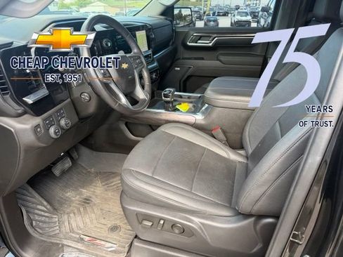 Used 2023 Chevrolet Silverado 1500 LTZ w/ Z71 Off-Road Package AWD/4WD image 7