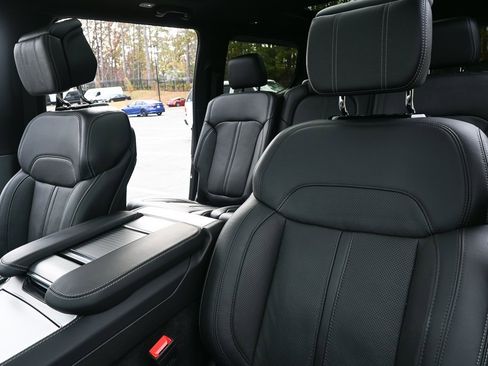 Used 2023 Jeep Grand Wagoneer 4WD w/ Convenience Group III image 5