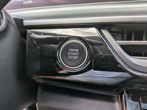 Certified 2024 Kia Seltos X-Line AWD/4WD image 27