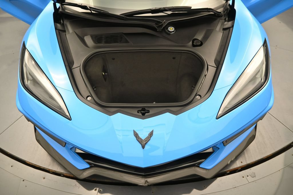 Used 2023 Chevrolet Corvette Stingray Premium Cpe w/ Stealth Interior Trim Package RWD image 8
