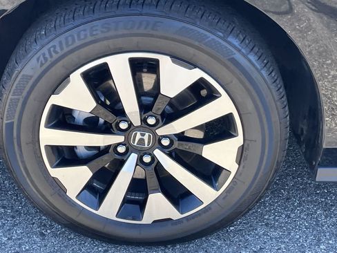 Used 2026 Honda Odyssey EX-L image 37