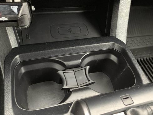 Used 2019 Toyota Tacoma TRD Off-Road image 28