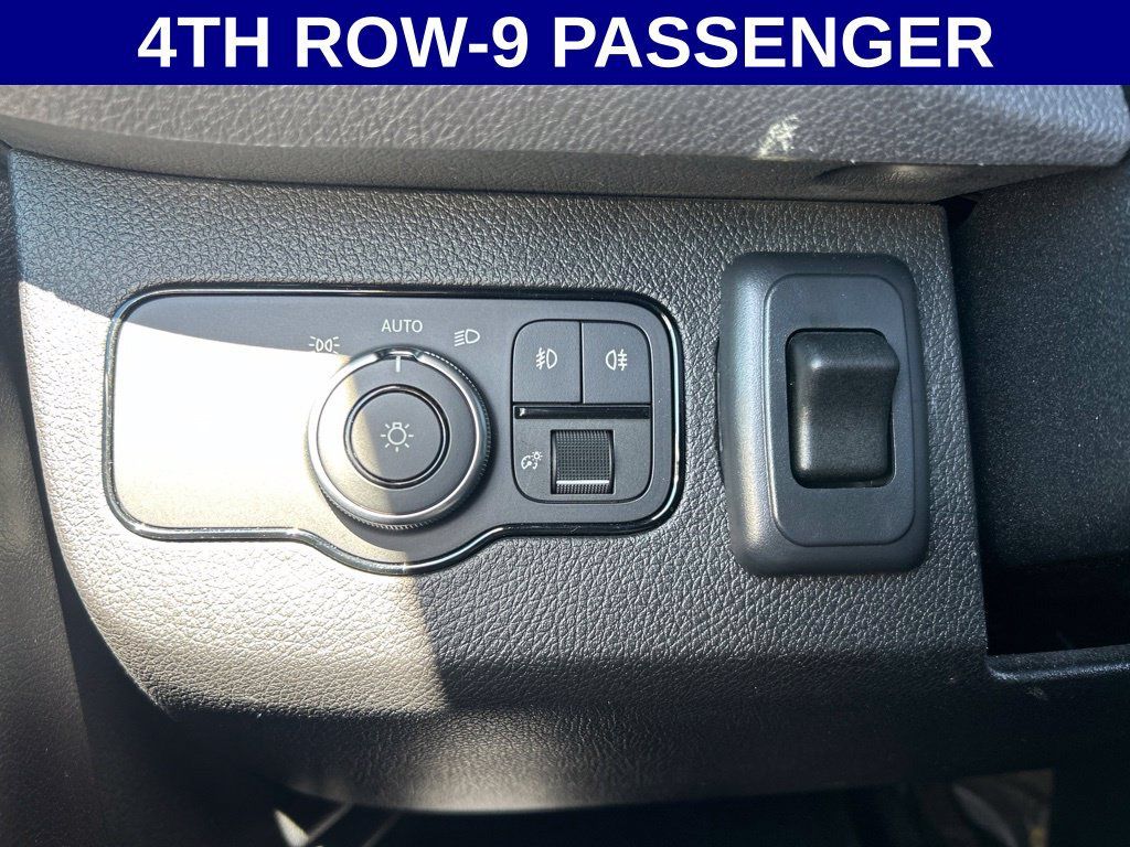 Used 2022 Mercedes-Benz Sprinter 2500 image 82