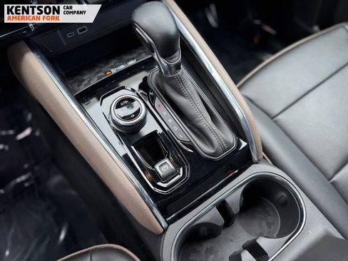Used 2023 GMC Canyon Denali AWD/4WD image 19