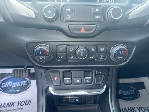 Used 2019 GMC Terrain SLT w/ Preferred Package image 23