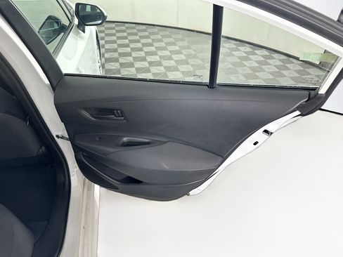 Used 2024 Toyota Corolla LE image 27