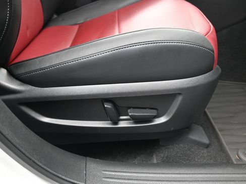 Used 2024 INFINITI QX50 Sport FWD image 15