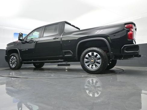 New 2026 Chevrolet Silverado 2500 Custom w/ Custom Value Package AWD/4WD image 17
