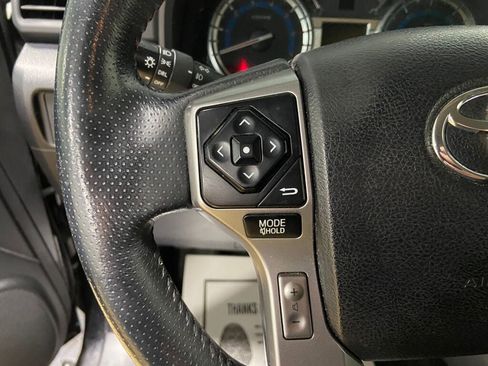 Used 2017 Toyota 4Runner SR5 image 17