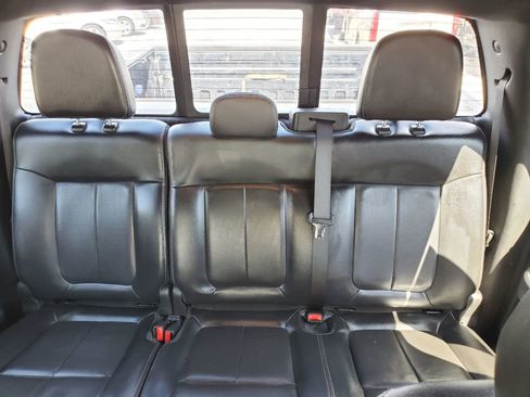 Used 2014 Ford F150 FX4 w/ Equipment Group 402A Luxury AWD/4WD image 27