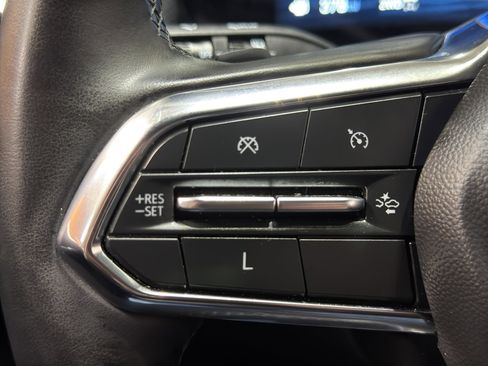 Used 2025 Chevrolet Equinox LT w/ Convenience Package II image 23