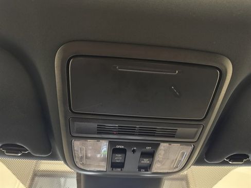 Used 2023 Honda Odyssey Sport image 30