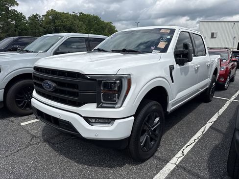Used 2023 Ford F150 Lariat w/ Equipment Group 502A High AWD/4WD image 3