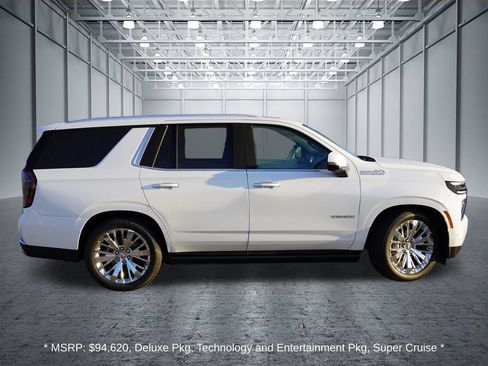 Used 2025 Chevrolet Tahoe High Country AWD/4WD image 2